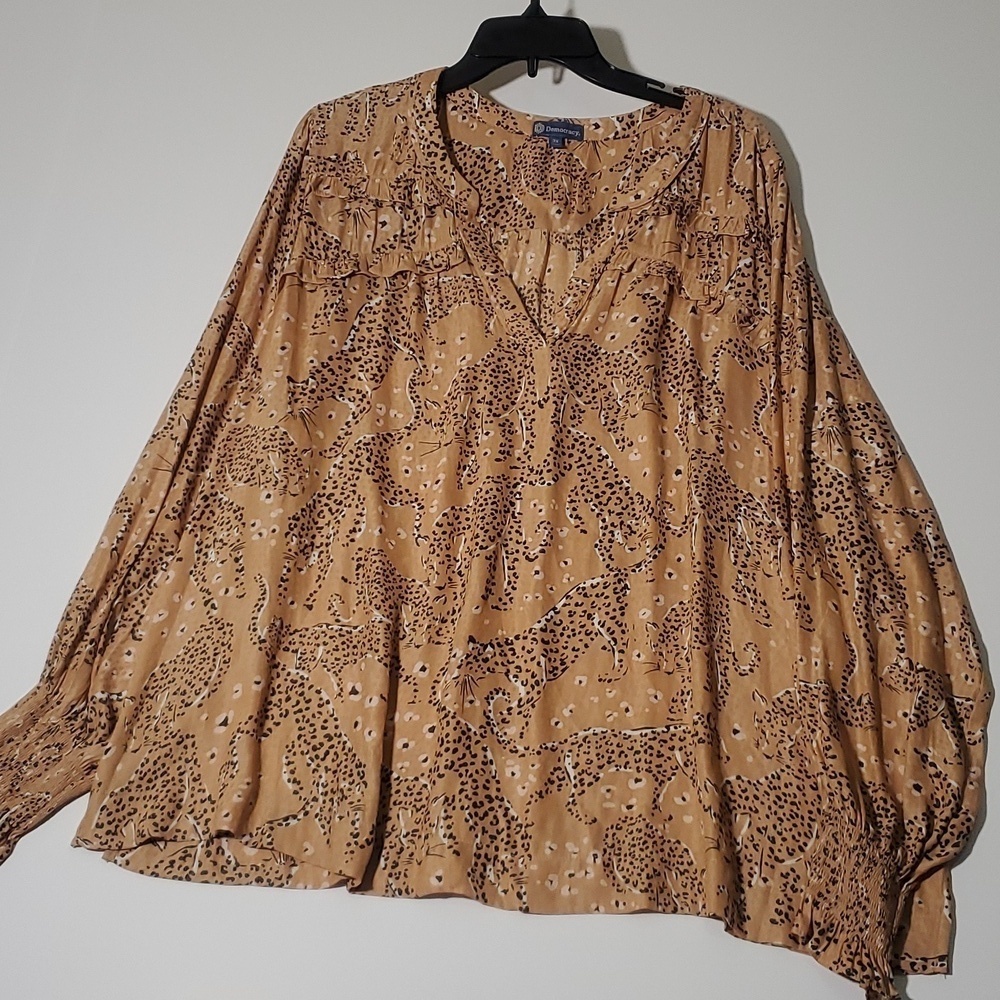 New WT Democracy Long Sleeve Cheetah Print V-neck Blouse size 3XL
